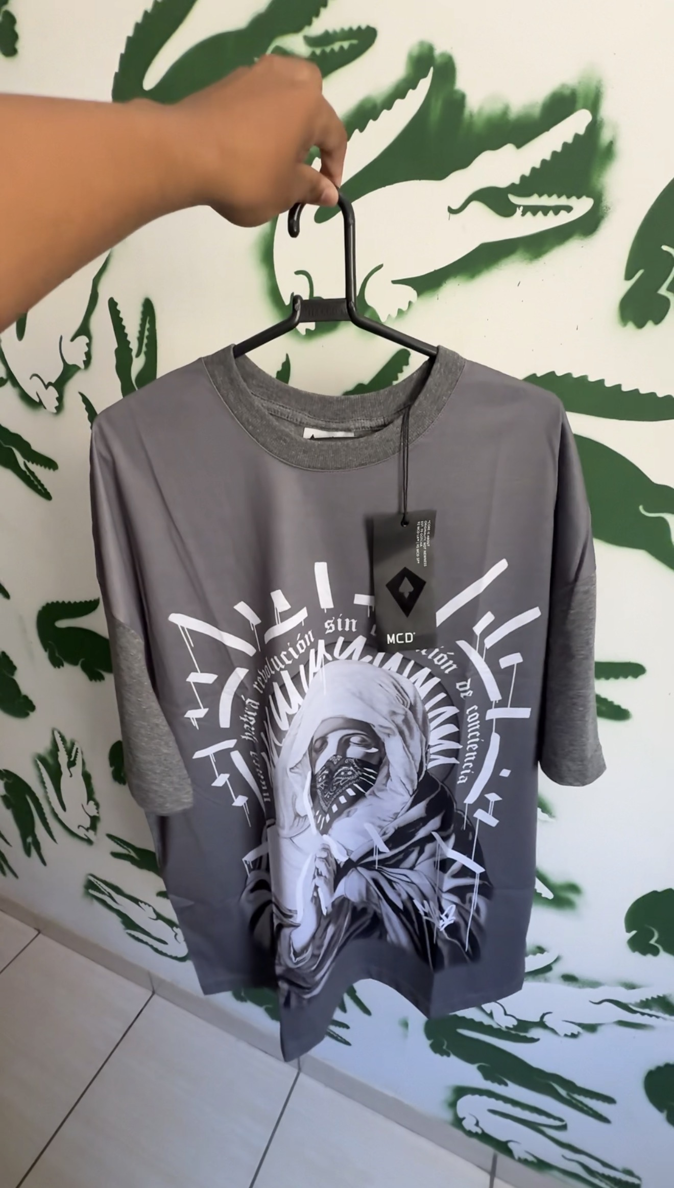 Camisa Lá Santa