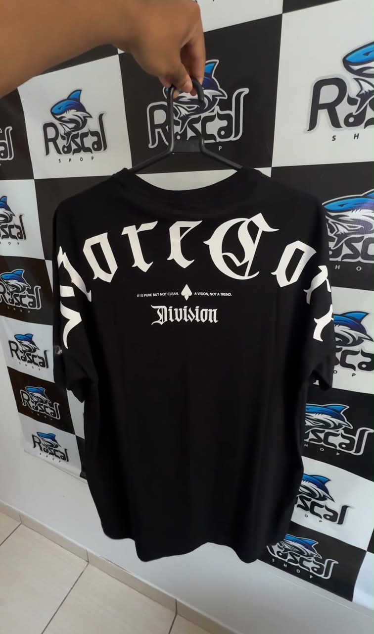 Camisa caligrafiti 2026