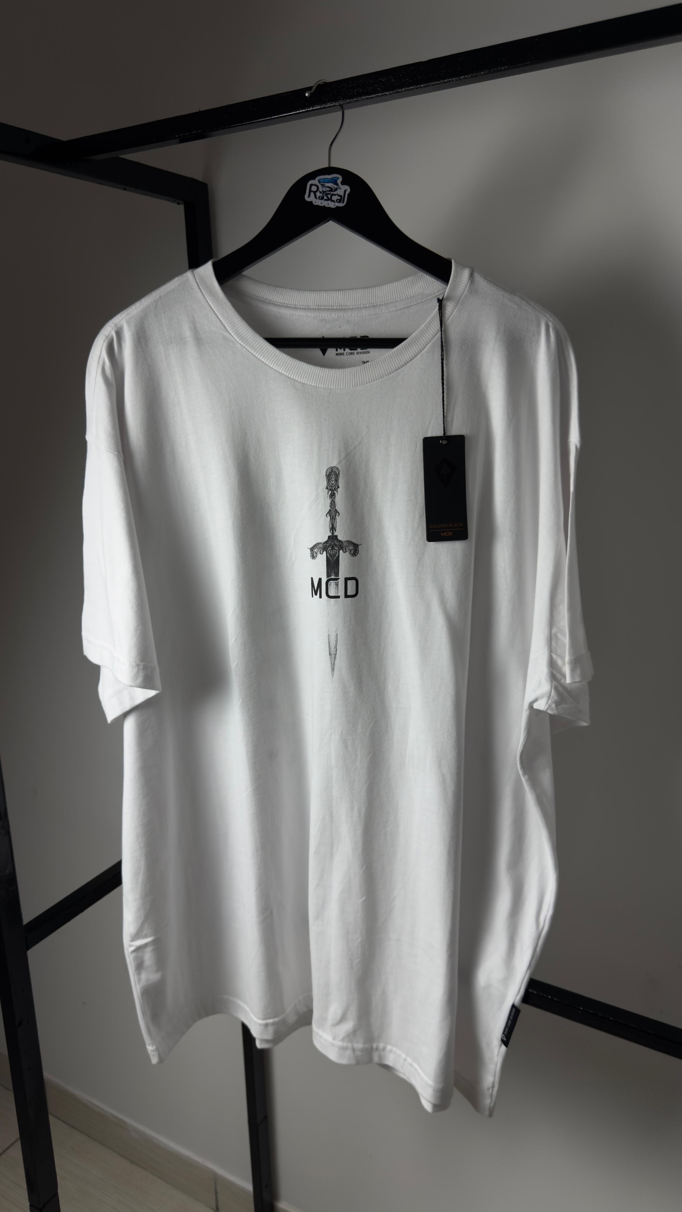 Camisa Adaga