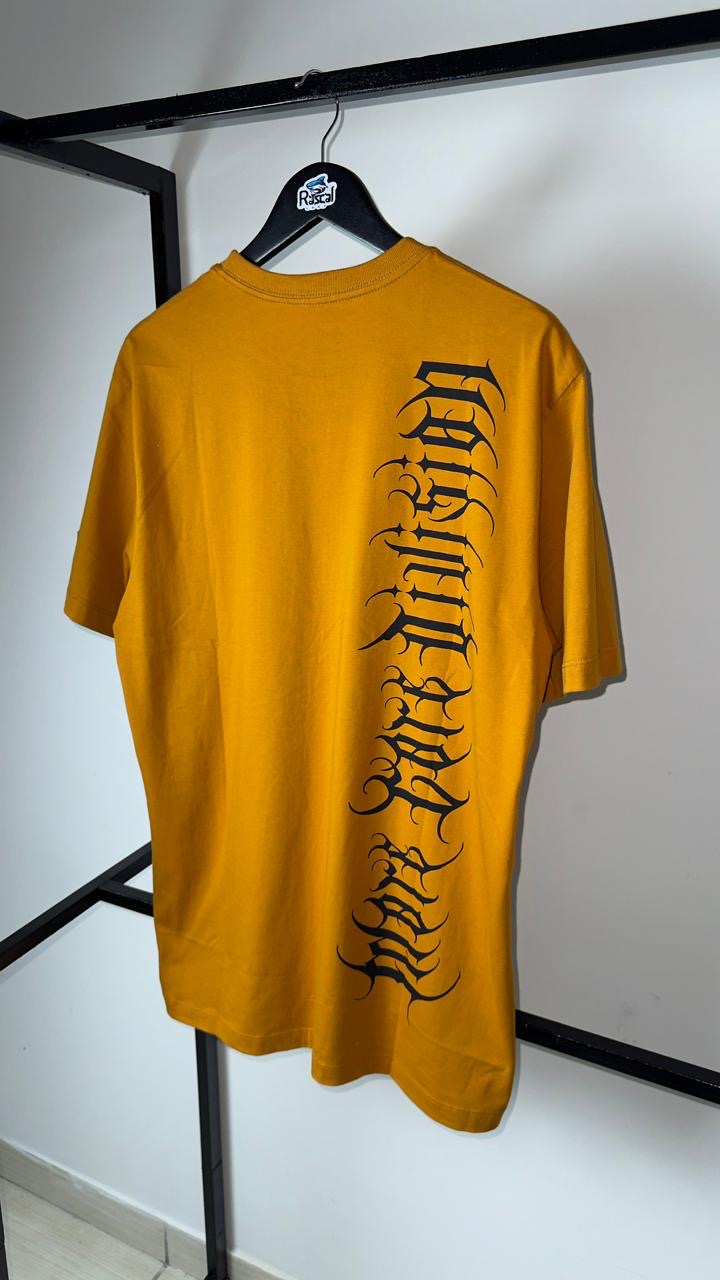 Camisa caligrafiti