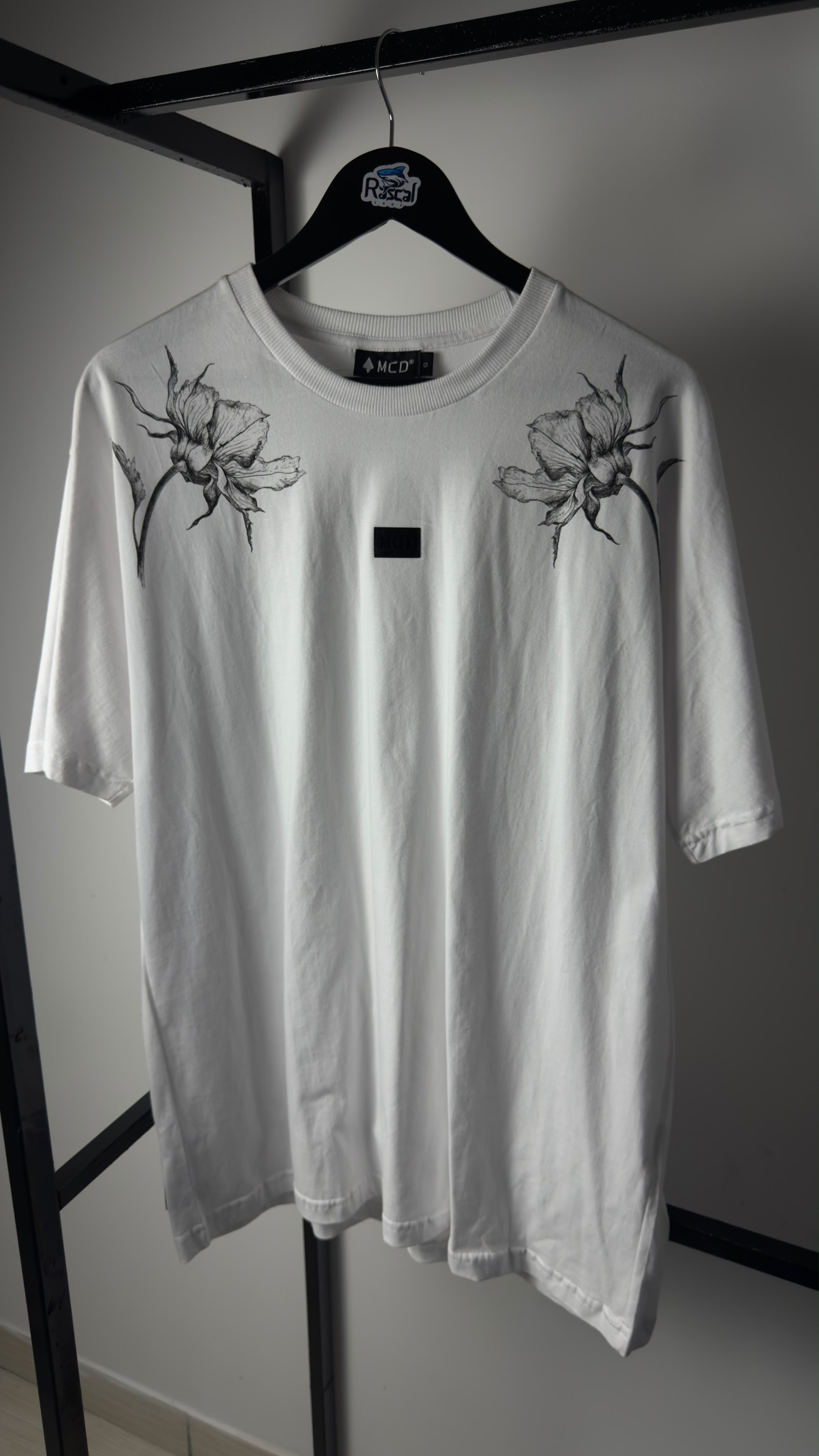 Camisa especial Flowers